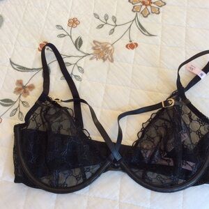 Victoria’s Secret balconnet